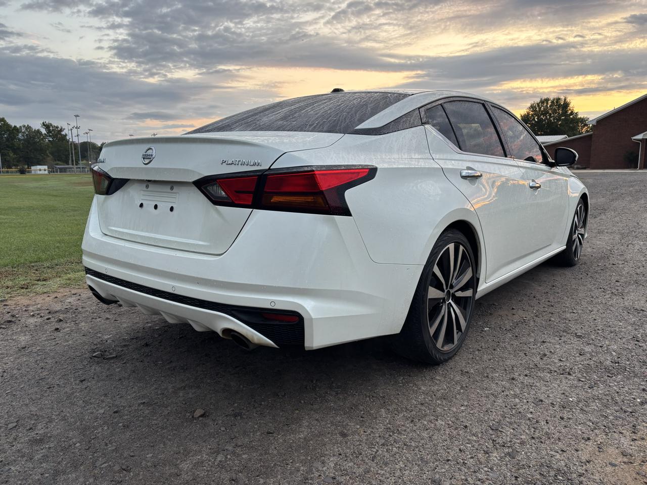 Nissan Altima 2.5 Platinum Sedan 2019