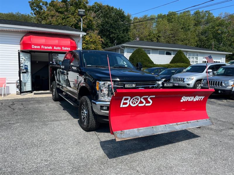 Ford F-250 SD Lariat Crew Cab 4WD 2017 Ford F-250 SD Lariat Crew Cab 4WD 2017