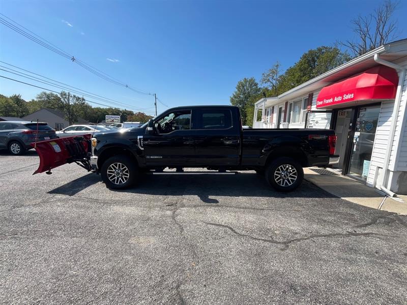 Ford F-250 SD Lariat Crew Cab 4WD 2017 Ford F-250 SD Lariat Crew Cab 4WD 2017