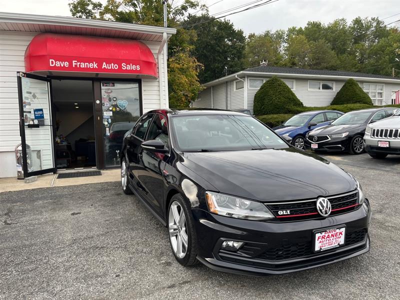 Volkswagen Jetta 2.0T GLI 6M 2017 Volkswagen Jetta 2.0T GLI 6M 2017