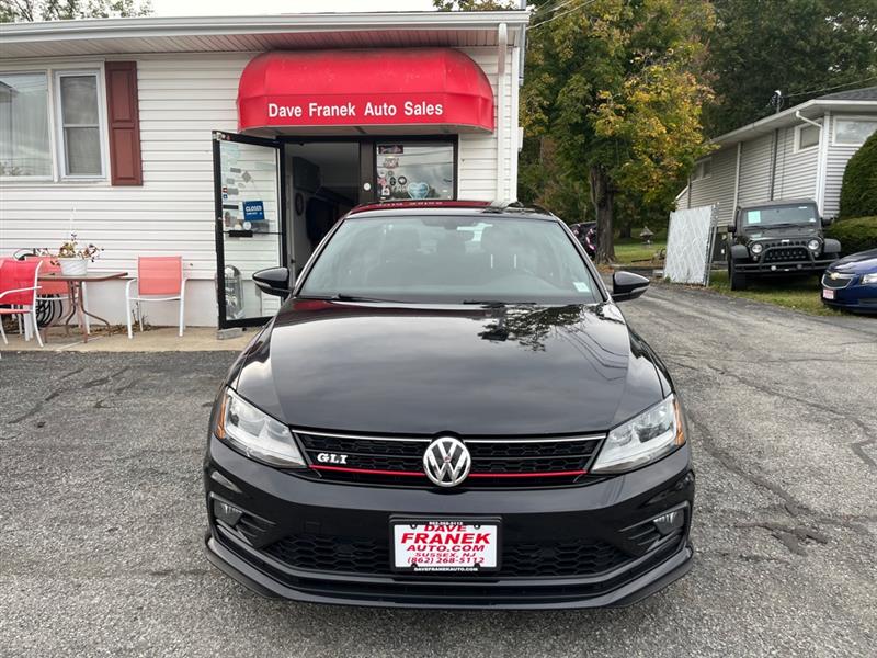 Volkswagen Jetta 2.0T GLI 6M 2017 Volkswagen Jetta 2.0T GLI 6M 2017