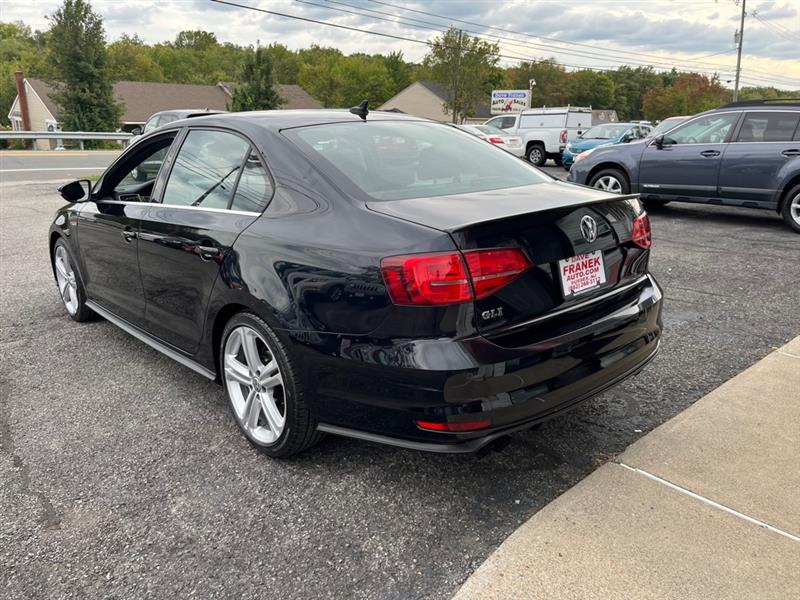 Volkswagen Jetta 2.0T GLI 6M 2017 Volkswagen Jetta 2.0T GLI 6M 2017