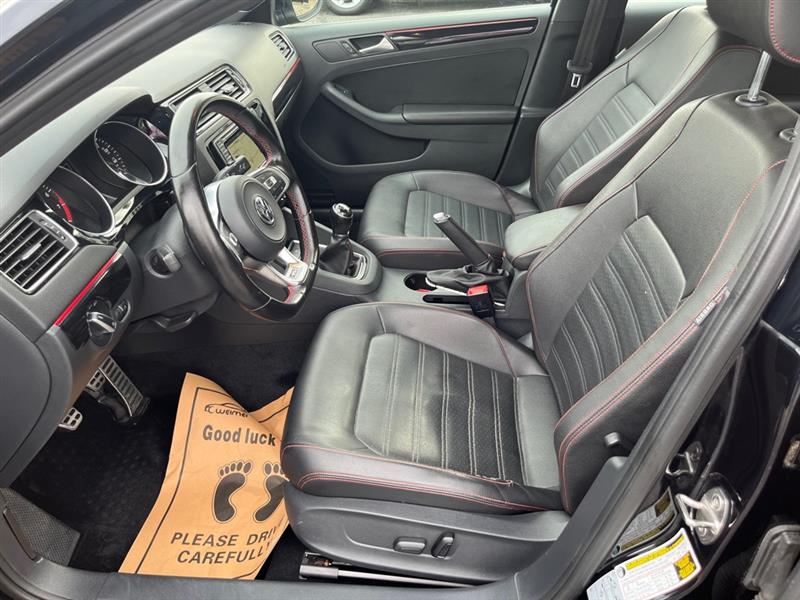 Volkswagen Jetta 2.0T GLI 6M 2017 Volkswagen Jetta 2.0T GLI 6M 2017