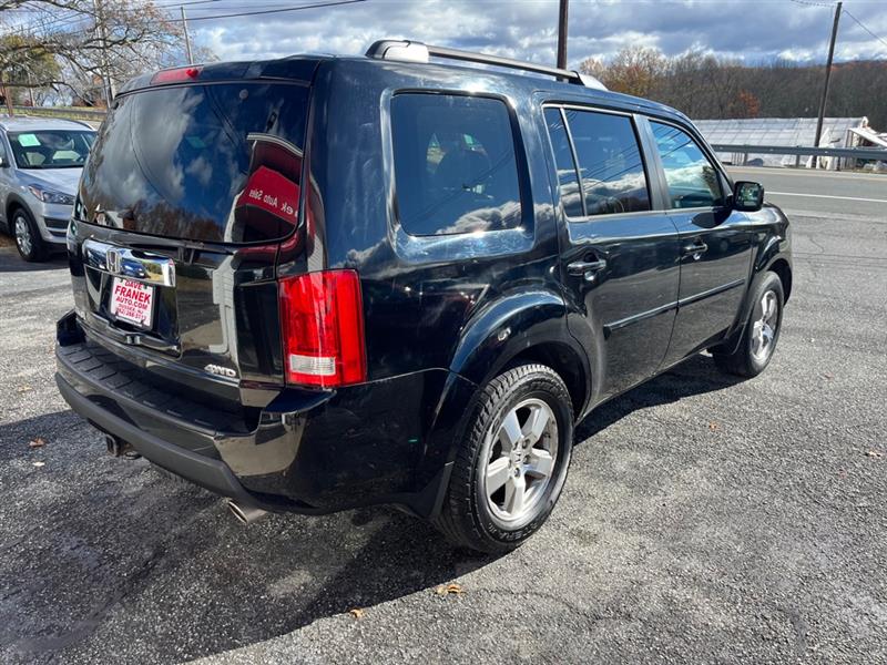 Honda Pilot EX-L 4WD 5-Spd AT with Navigation 2011 Honda Pilot EX-L 4WD 5-Spd AT with Navigation 2011