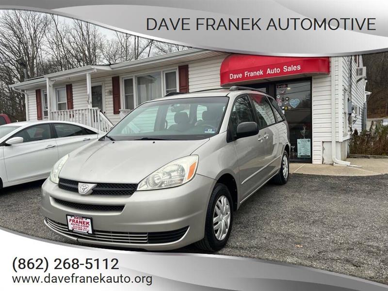 2004 Toyota Sienna LE
