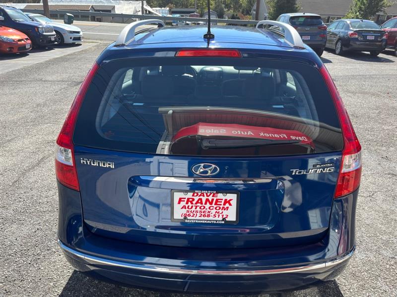 Hyundai Elantra Touring GLS Manual 2011