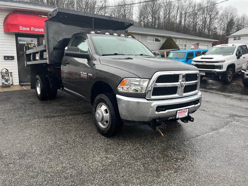 RAM 3500 Regular Cab 4WD SWB DRW 2018