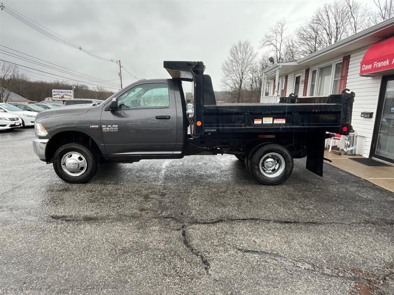 RAM 3500 Regular Cab 4WD SWB DRW 2018