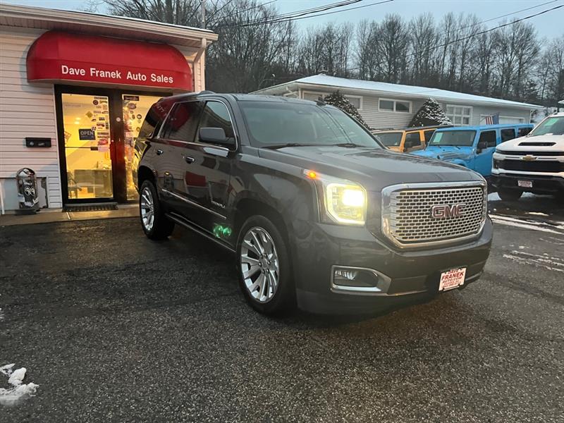 GMC Yukon Denali 4WD 2017