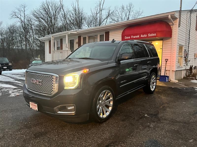 GMC Yukon Denali 4WD 2017