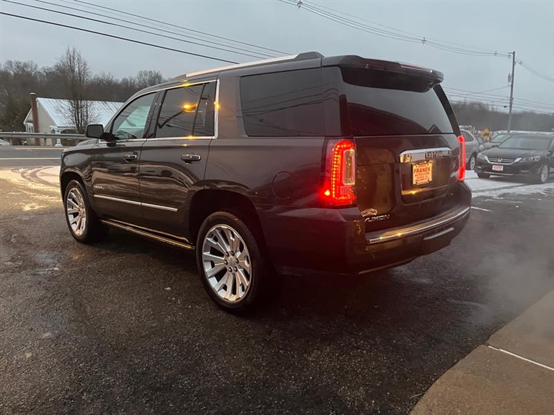 GMC Yukon Denali 4WD 2017