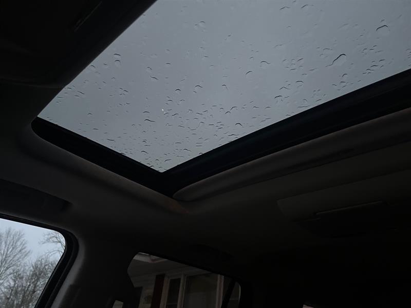 GMC Yukon Denali 4WD 2017