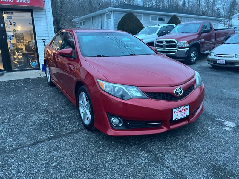 Toyota Camry SE 2013