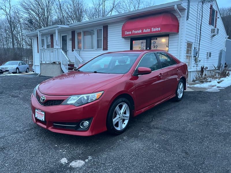 Toyota Camry SE 2013