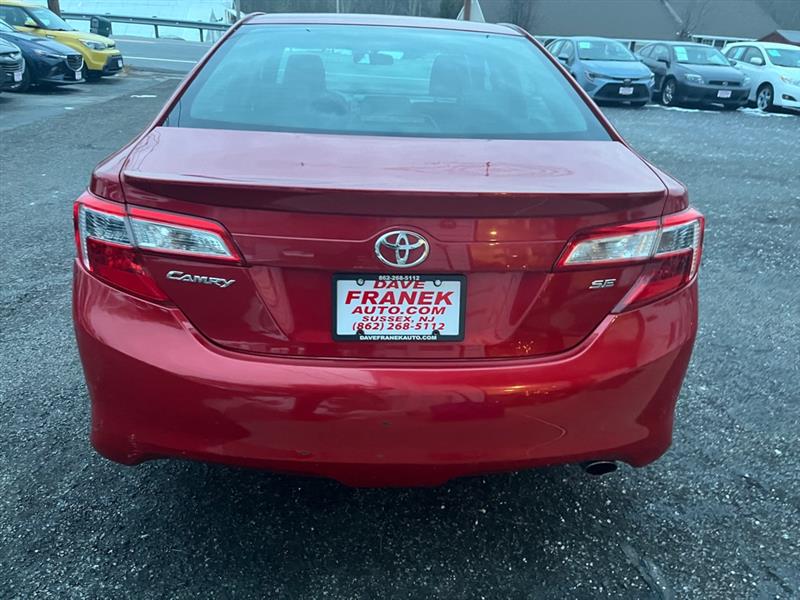 Toyota Camry SE 2013