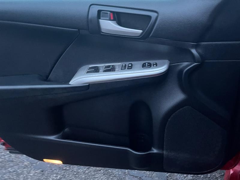 Toyota Camry SE 2013