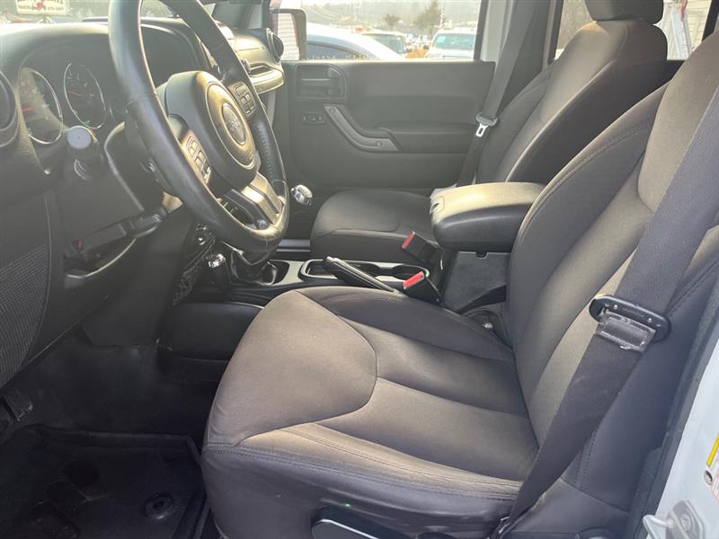 Jeep Wrangler Unlimited Sport 4WD 2015