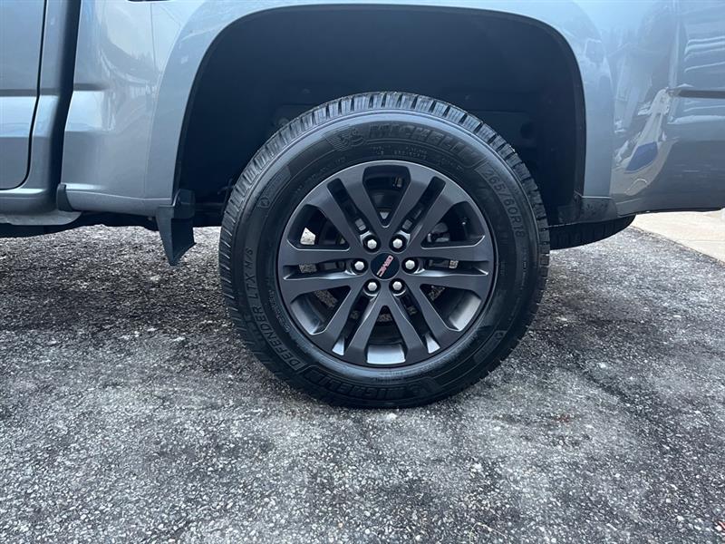 GMC Canyon SLE Crew Cab 4WD Short Box 2020