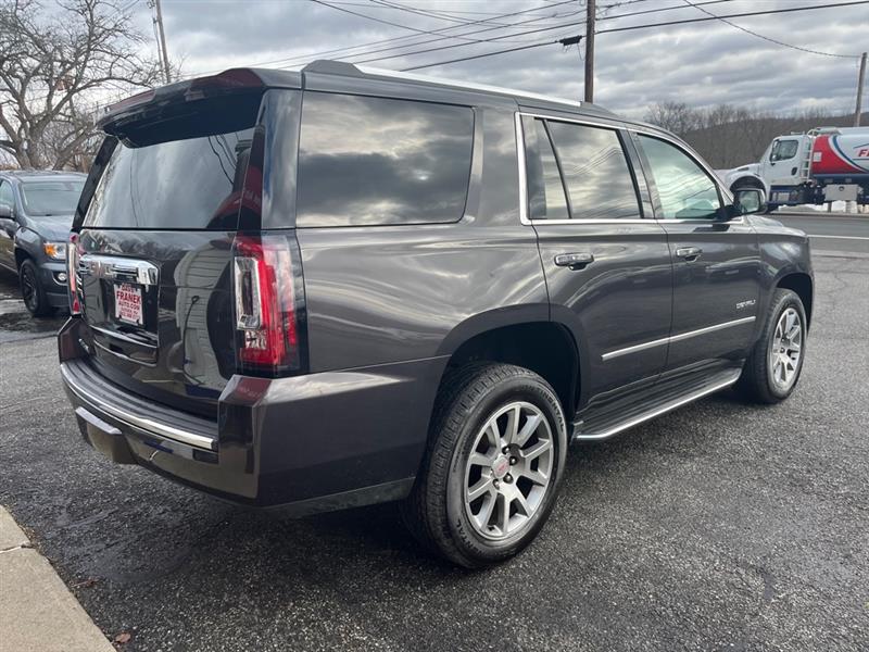 GMC Yukon Denali 4WD 2017