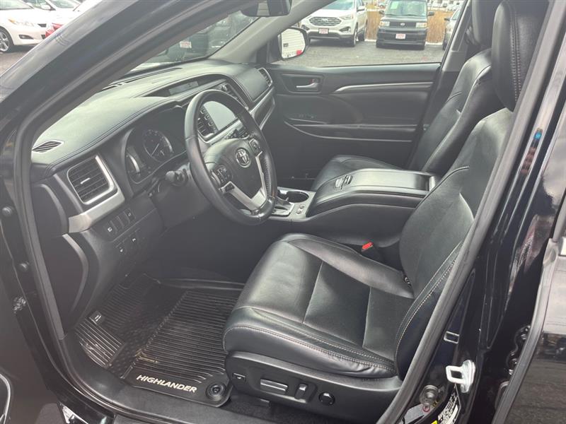 Toyota Highlander Hybrid Limited AWD 2017