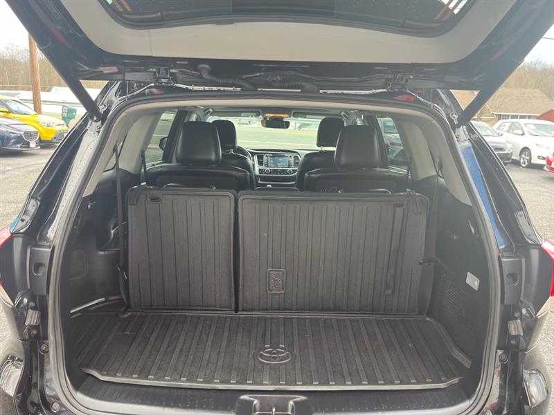 Toyota Highlander Hybrid Limited AWD 2017