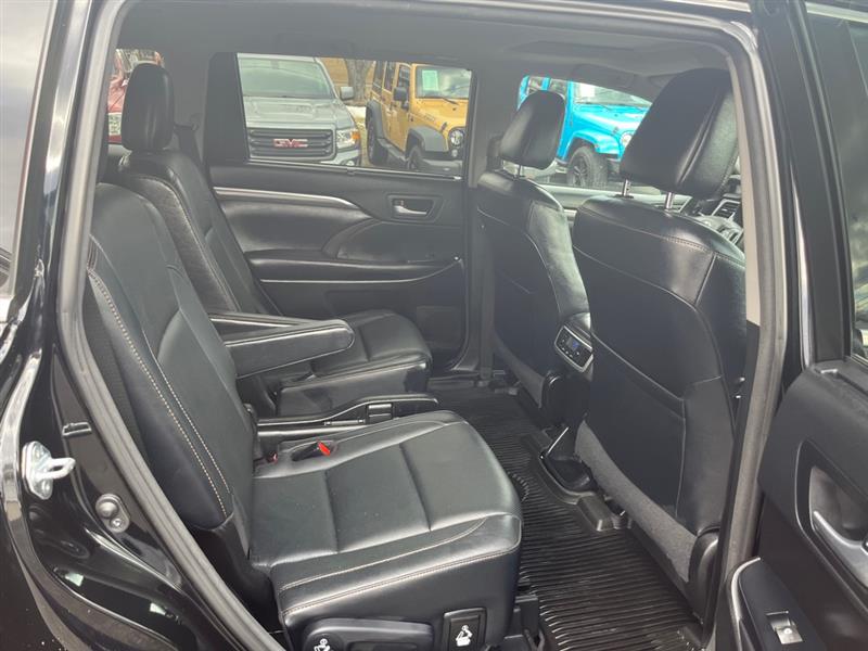 Toyota Highlander Hybrid Limited AWD 2017