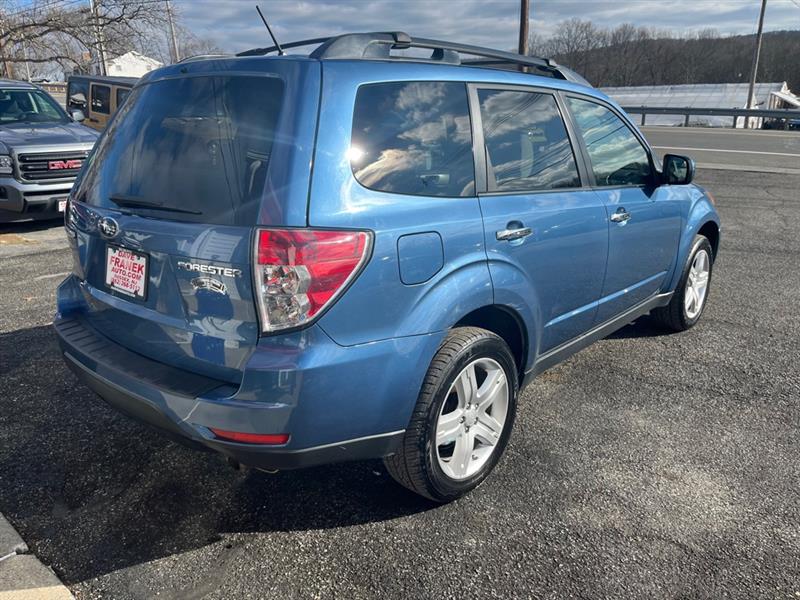 Subaru Forester 2.5X Premium 2009