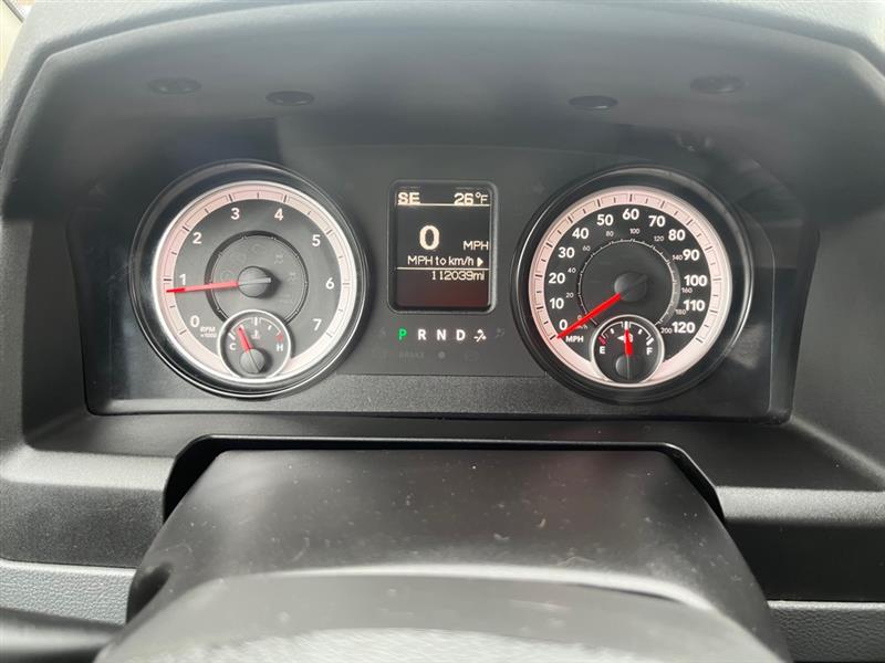 RAM 1500 Tradesman Crew Cab SWB 4WD 2015