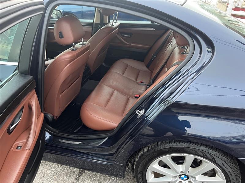 BMW 5-Series 535i xDrive 2016