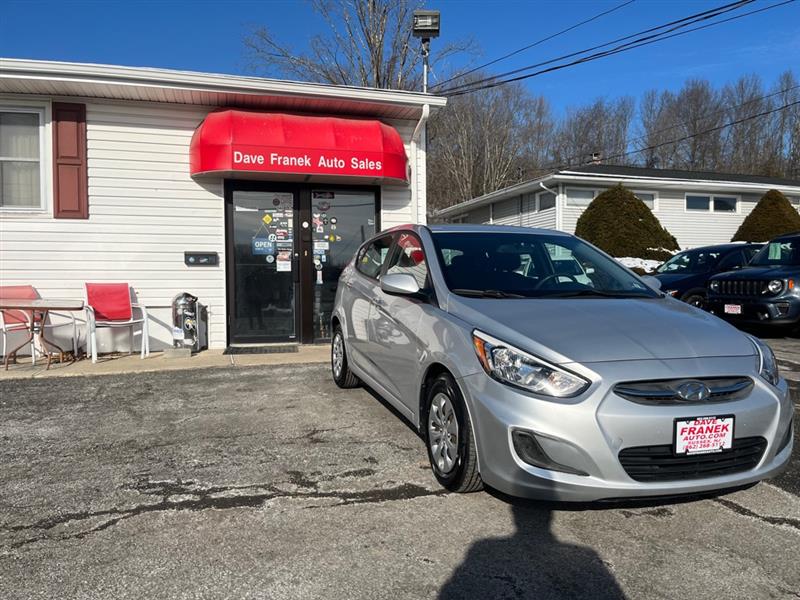Hyundai Accent SE 5-Door 6A 2017