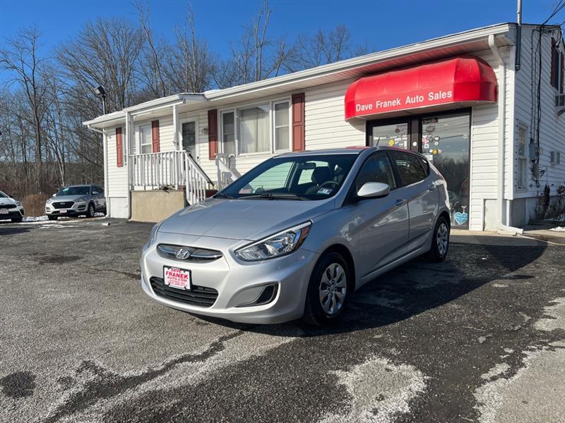 Hyundai Accent SE 5-Door 6A 2017