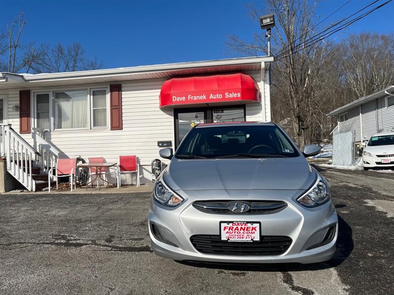 Hyundai Accent SE 5-Door 6A 2017