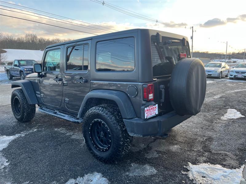 Jeep Wrangler Unlimited Sport 4WD 2017