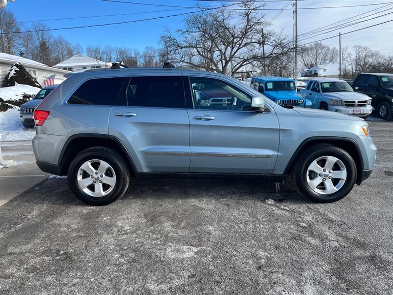 Jeep Grand Cherokee Laredo 4WD 2012