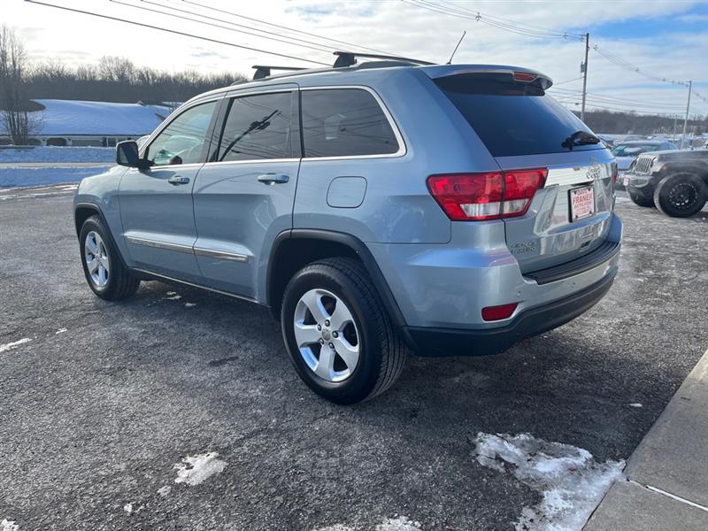 Jeep Grand Cherokee Laredo 4WD 2012