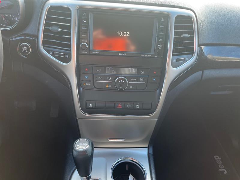 Jeep Grand Cherokee Laredo 4WD 2012