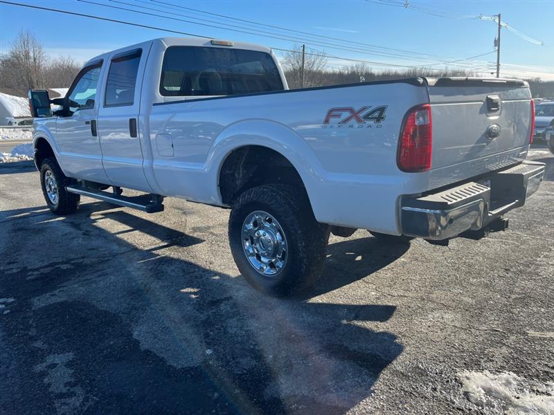 Ford F-350 SD XLT Crew Cab 4WD 2015