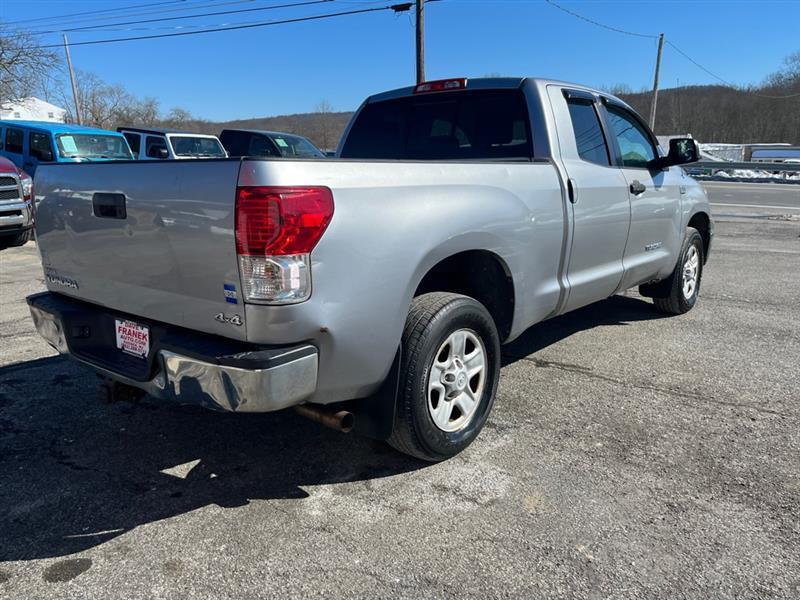 Toyota Tundra Tundra-Grade Double Cab 4.6L 4WD 2010