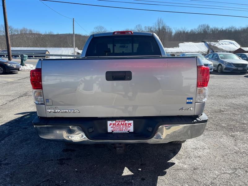 Toyota Tundra Tundra-Grade Double Cab 4.6L 4WD 2010