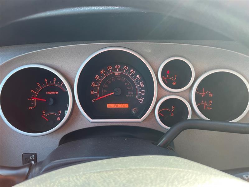 Toyota Tundra Tundra-Grade Double Cab 4.6L 4WD 2010