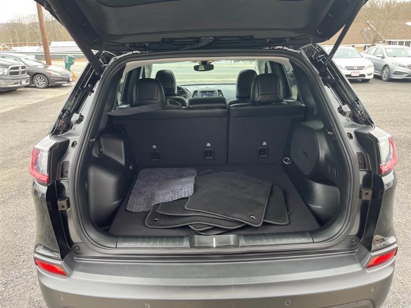 Jeep Cherokee Latitude Lux 4WD 2023