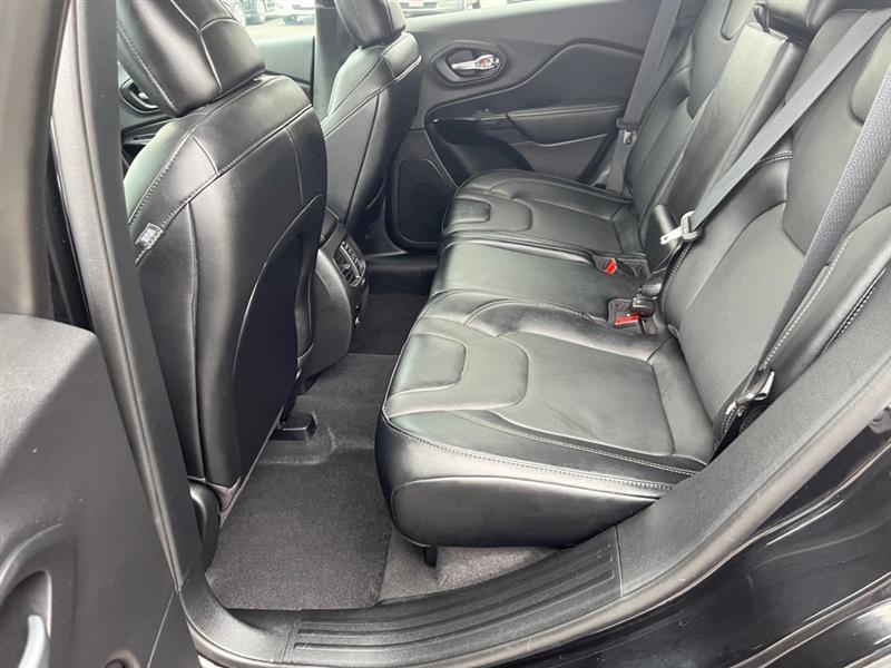 Jeep Cherokee Latitude Lux 4WD 2023