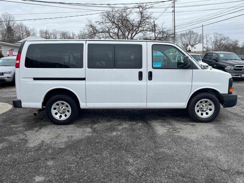 Chevrolet Express 1500 LS 2013