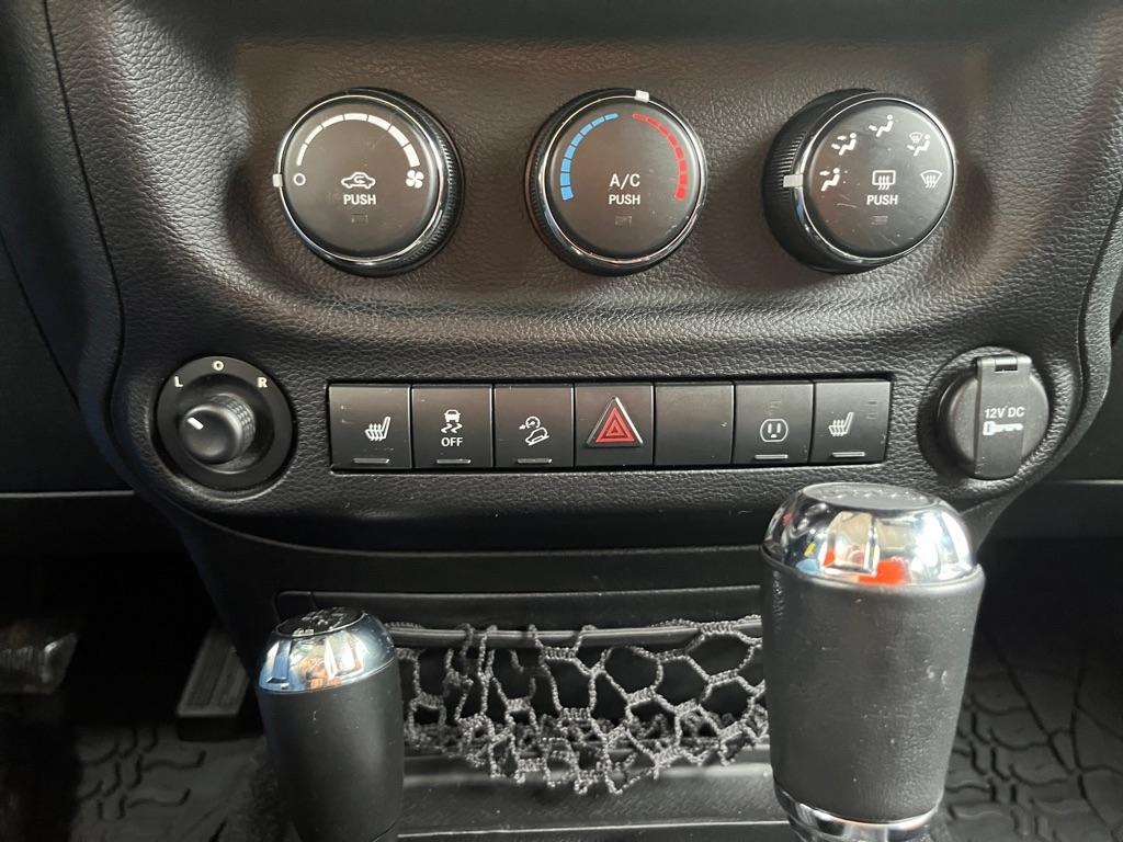 Jeep Wrangler Unlimited Rubicon 4WD 2015