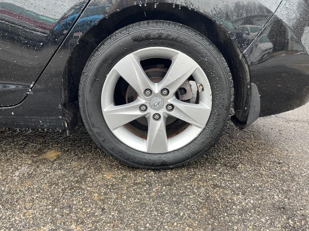 Hyundai Elantra GLS A/T 2013