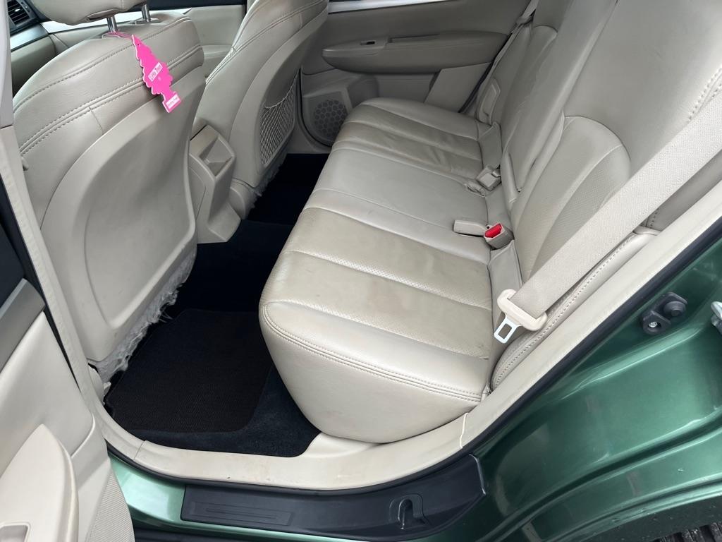 Subaru Outback 2.5i Premium 2010