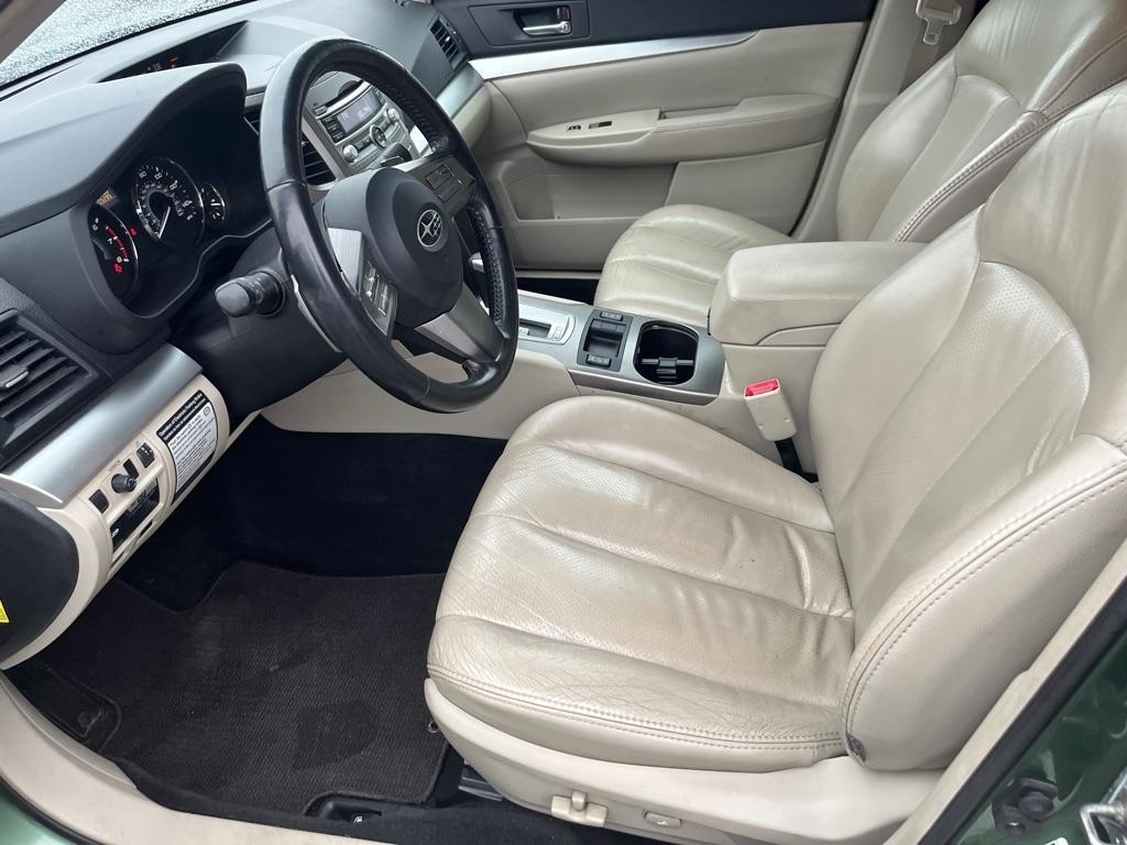 Subaru Outback 2.5i Premium 2010