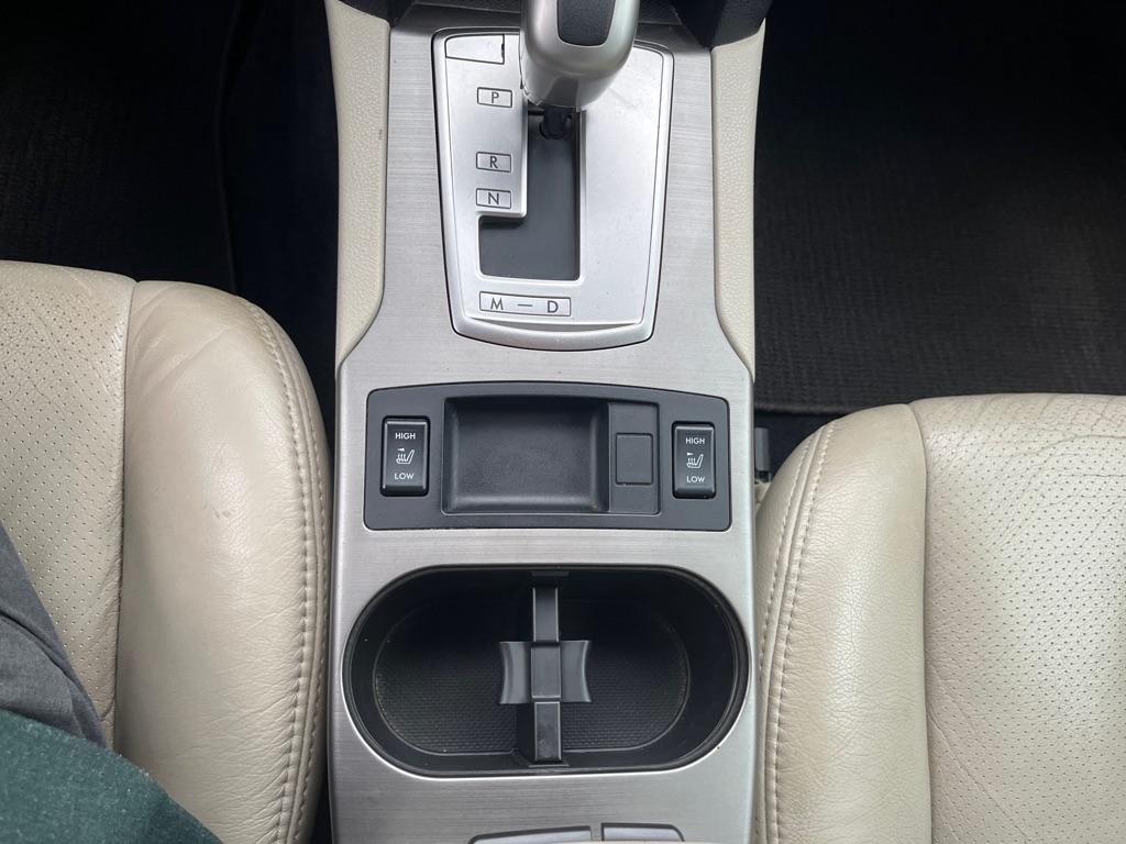 Subaru Outback 2.5i Premium 2010