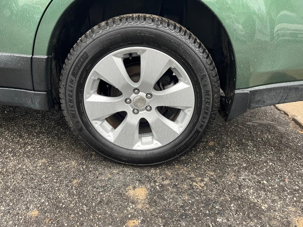 Subaru Outback 2.5i Premium 2010