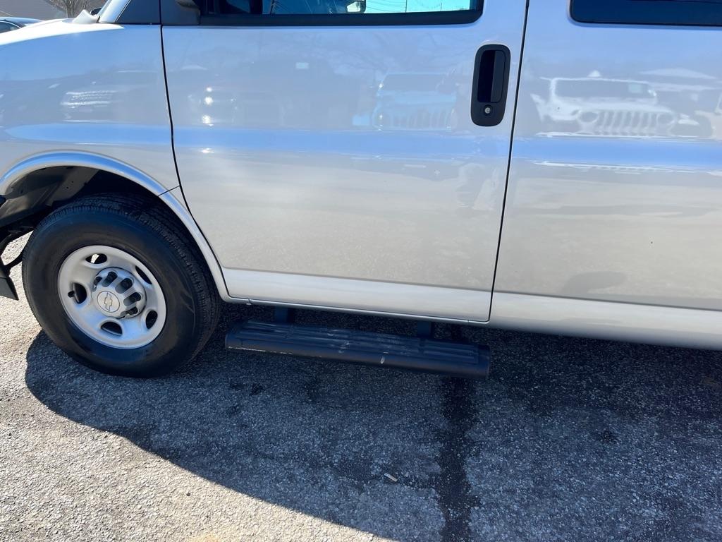 Chevrolet Express LS 3500 Extended 2021